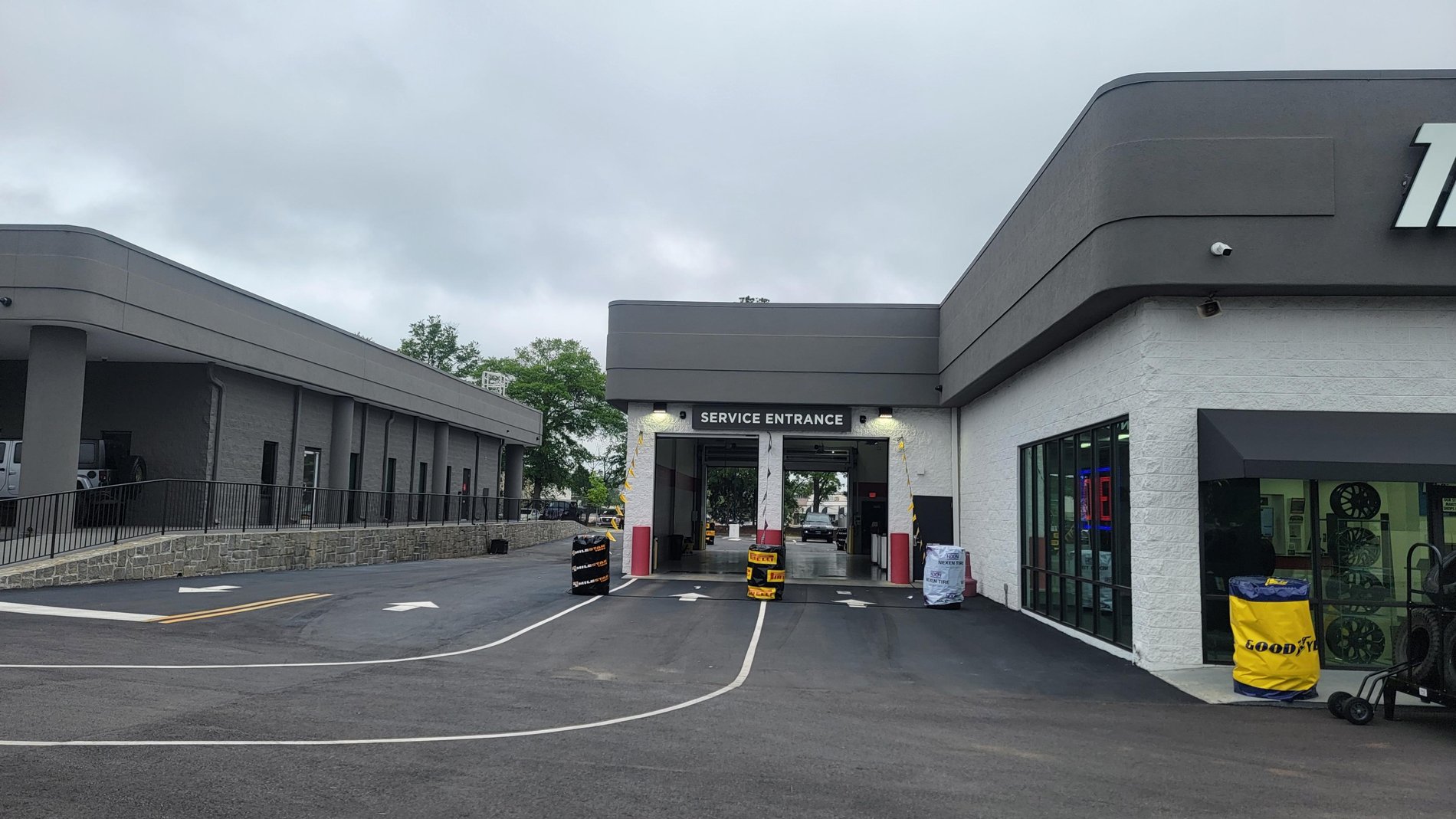 Tire Discounters Conyers tires, alignment, brakes, autoglass in