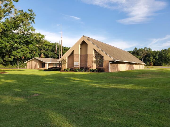 Christian Church in Milton, FL 5737 Berryhill Road Church of Jesus