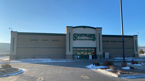 The front entrance of Sportsman's Warehouse in Rock Springs