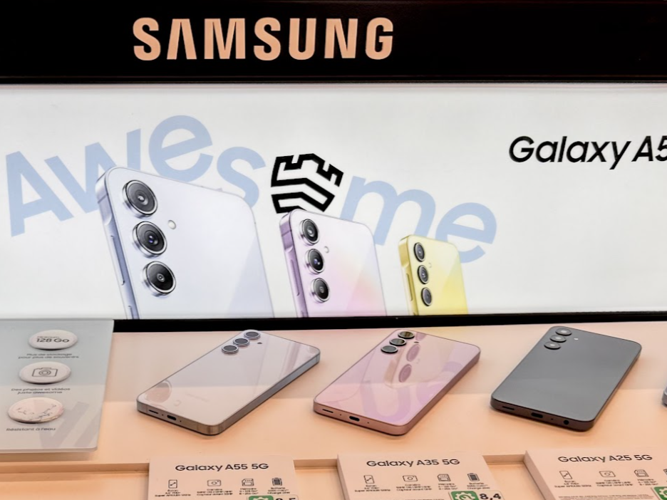Téléphone Galaxy SAMSUNG à Boulanger Aubagne