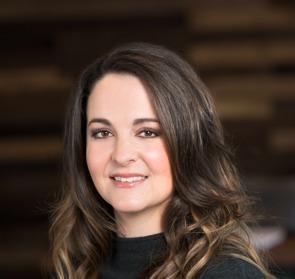 Photo of Sara Houpis