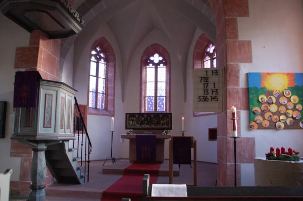 Evangelische Liebfrauenkirche Oberauroff - Evangelische Gesamtkirchengemeinde Mittlerer Untertaunus (MUT)