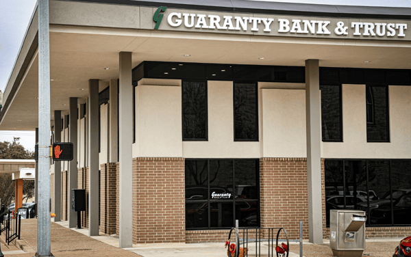 Guaranty Bank & Trust Downtown Georgetown, Texas