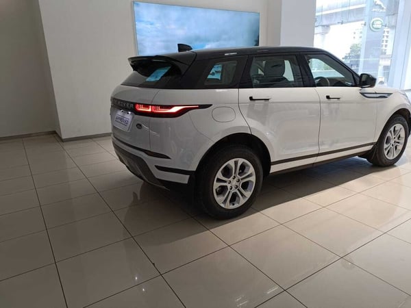 Land Rover Lexus Motors | Retailer | Kolkata, IN