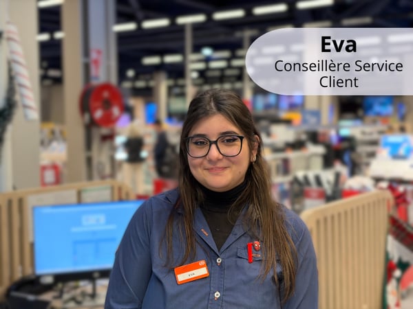 Eva Conseillère Service Client