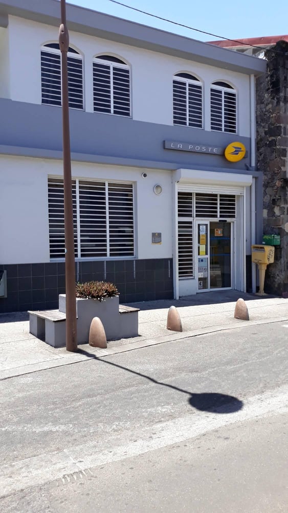 Photo du point La Poste SAINT PIERRE KOUT SENN