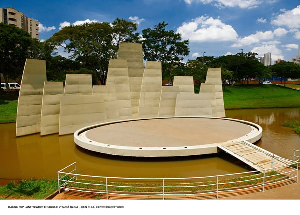 Anfiteatro e Parque Vitória Régia - Bauru / SP