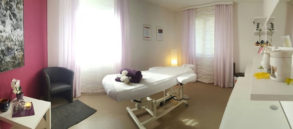 Unser Massagezimmer, eine Wohlfühloase zum Auftanken, zur Gesundheitsförderung, Erholung und Regeneration