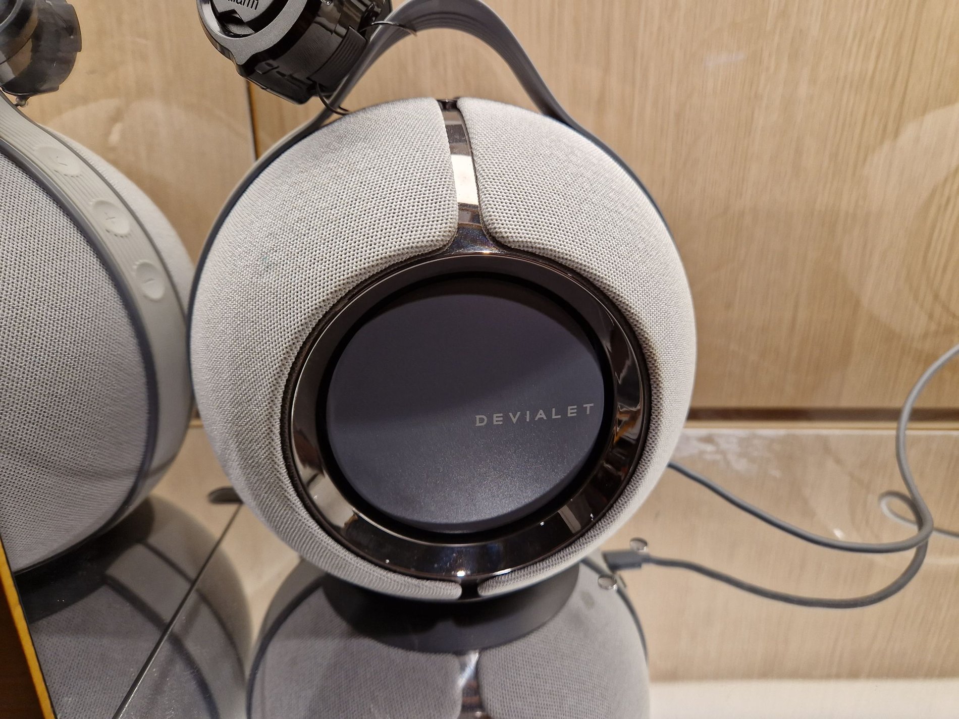 Enceinte Devialet du magasin Boulanger Lognes