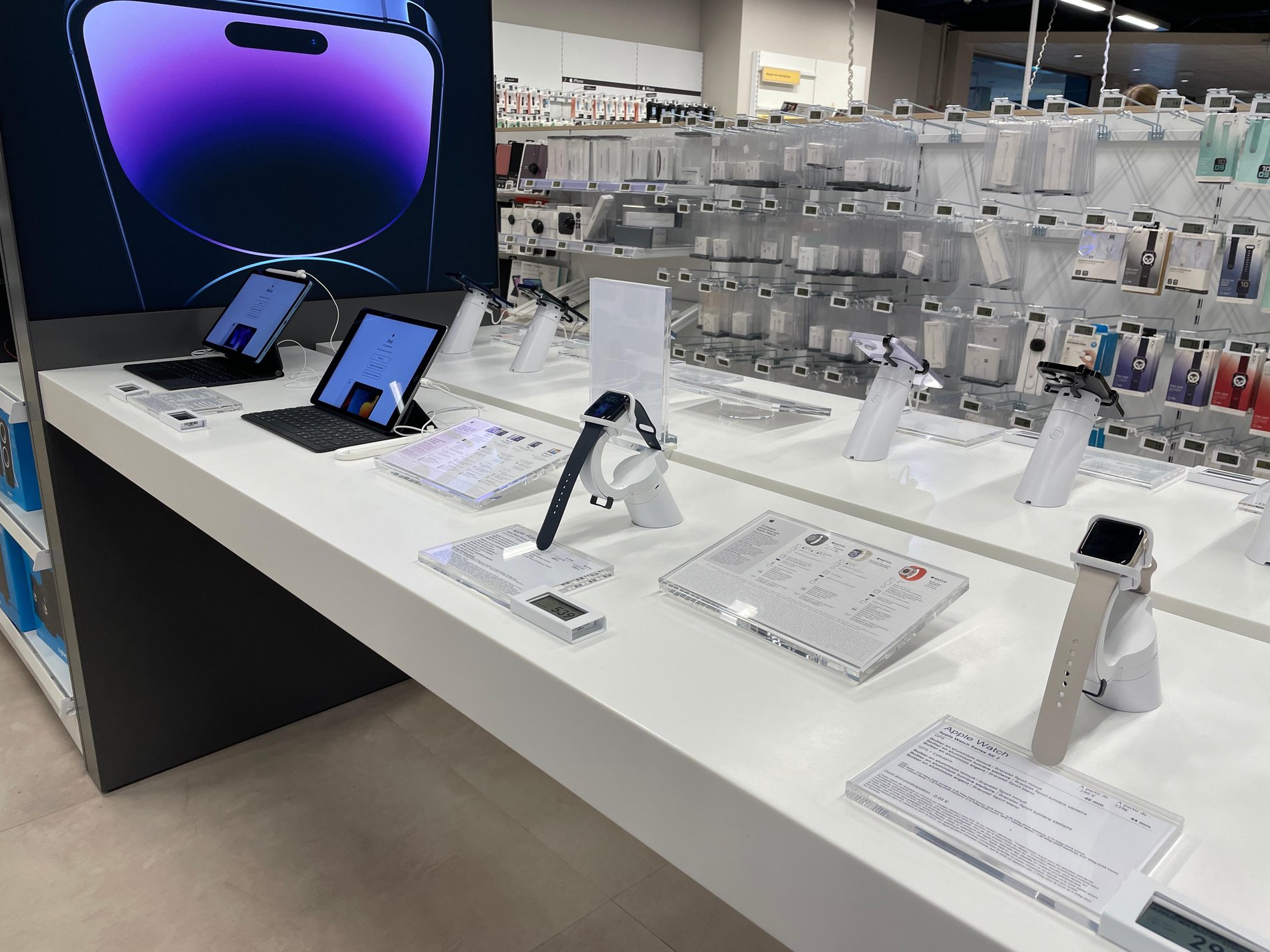 Apple Watch Boulanger Vélizy 2