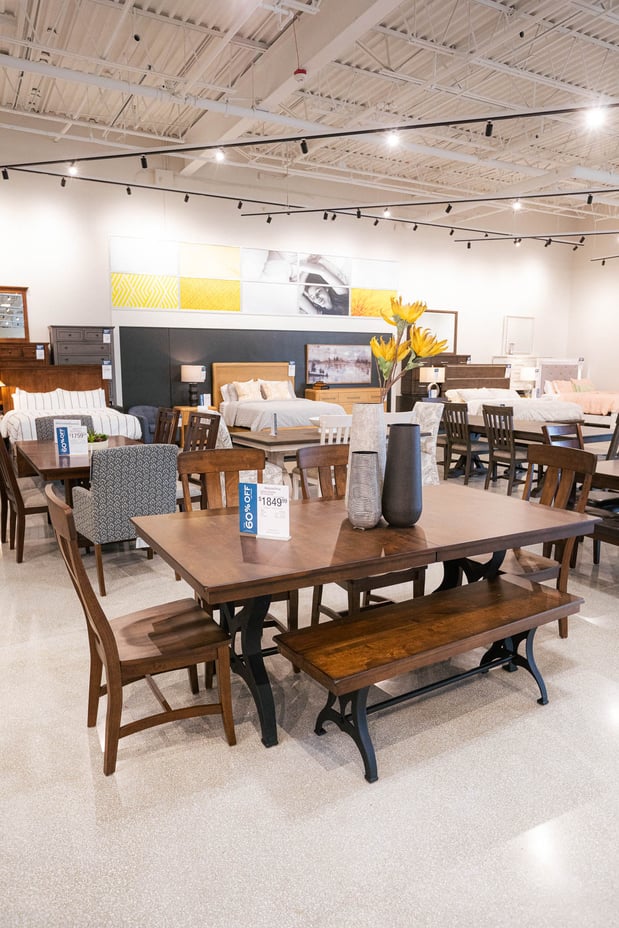 Sunset Hills Slumberland Furniture dining set with bench