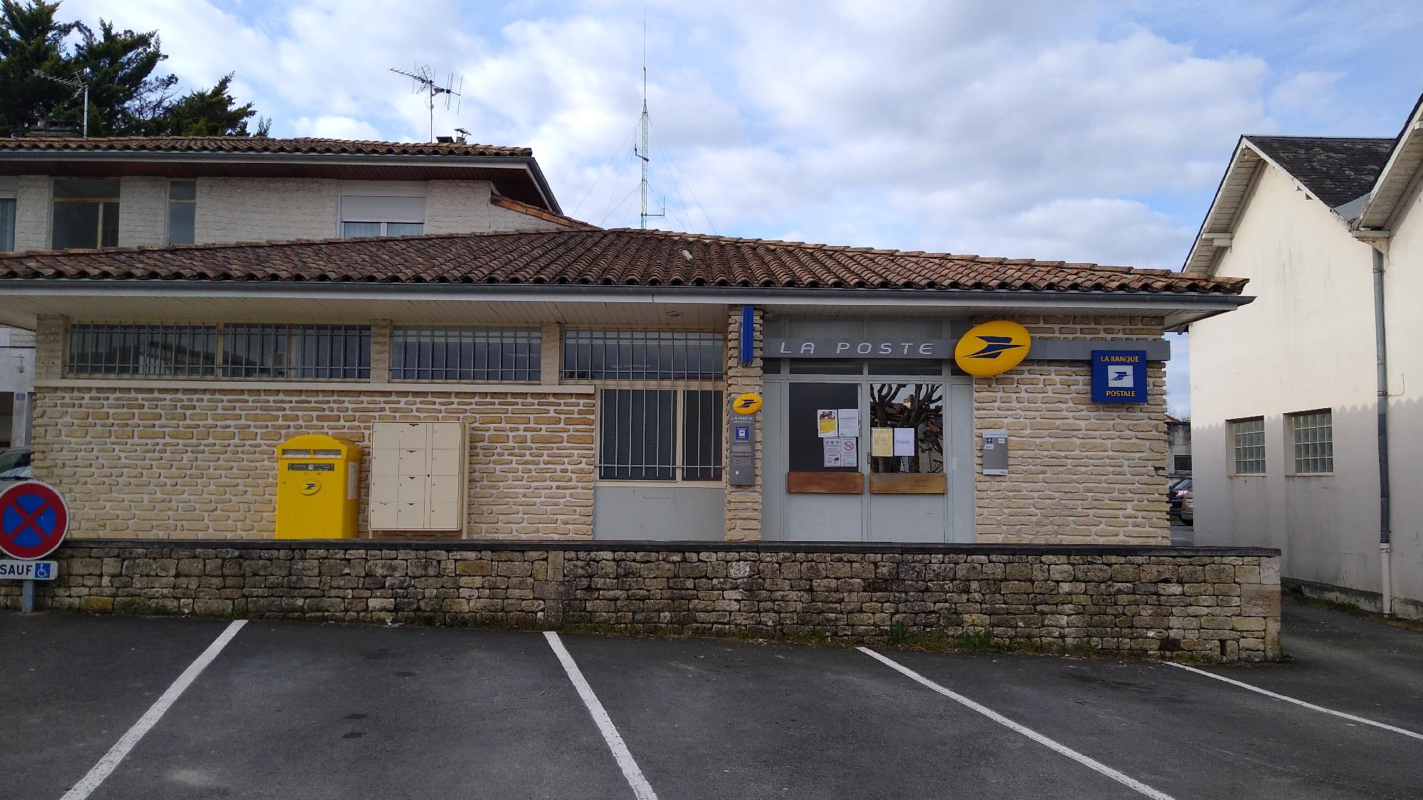 La poste bruz