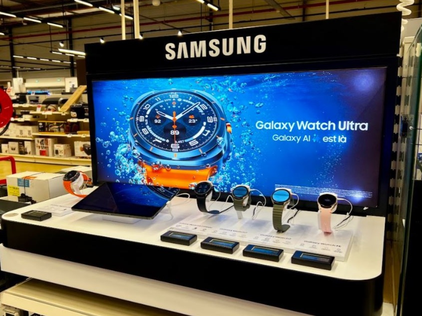 Présentoir Montre connectée Samsung Galaxy Watch - Boulanger Pontault-Combault