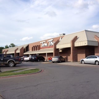 Tom Thumb Storefront Picture at 206 N Grand Ave in Gainesville TX