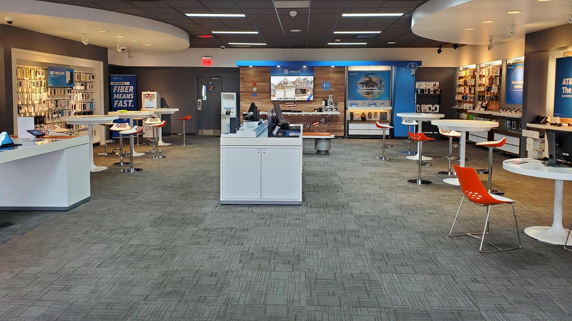 AT&T Store Muncie Muncie, IN iPhone & Samsung Deals!