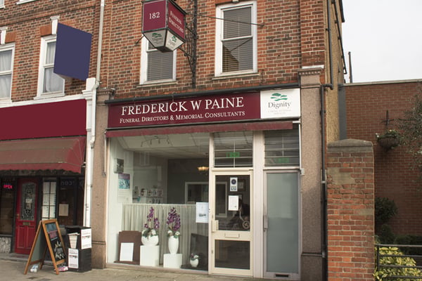 Kingston Upon Thames Funeral Directors | Dignity Funerals