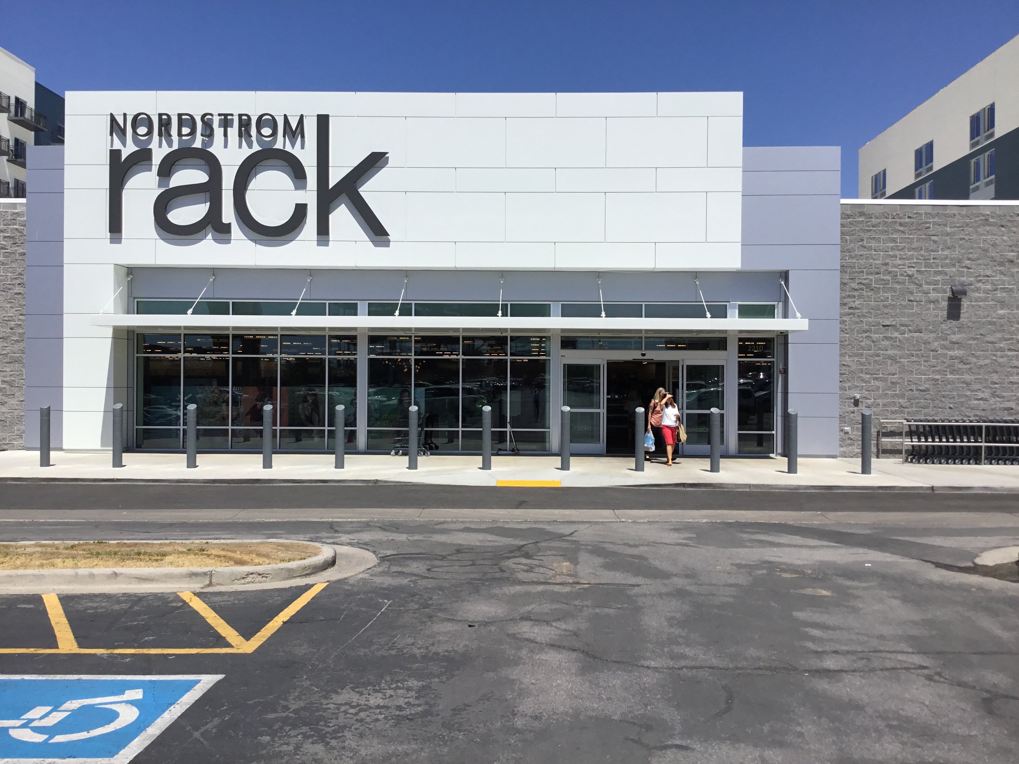 Nordstrom Rack | Clothing Store in Salt Lake City - Shoes, Apparel, & More