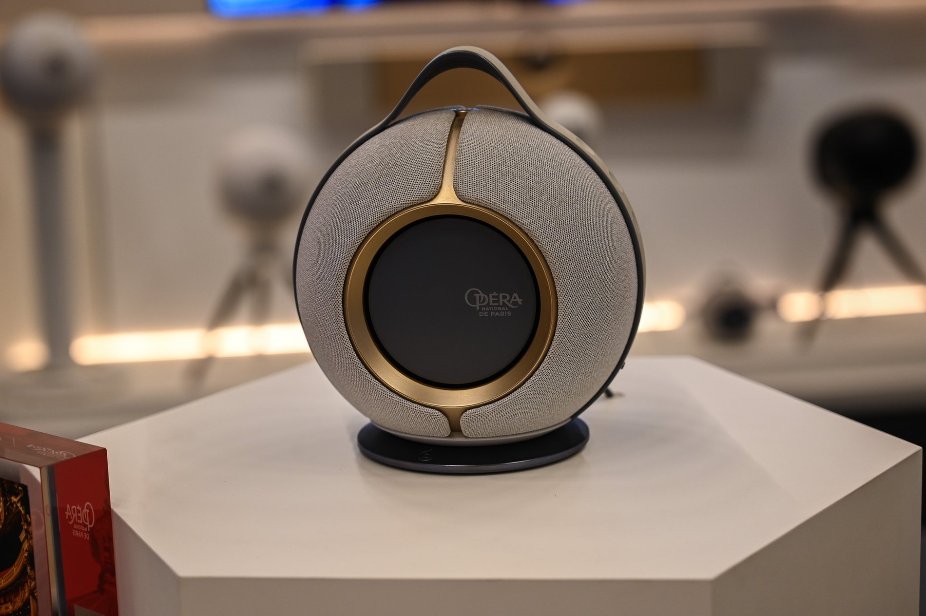 Enceinte portable DEVIALET Mania Opéra de Paris chez Boulanger Toulon La Garde