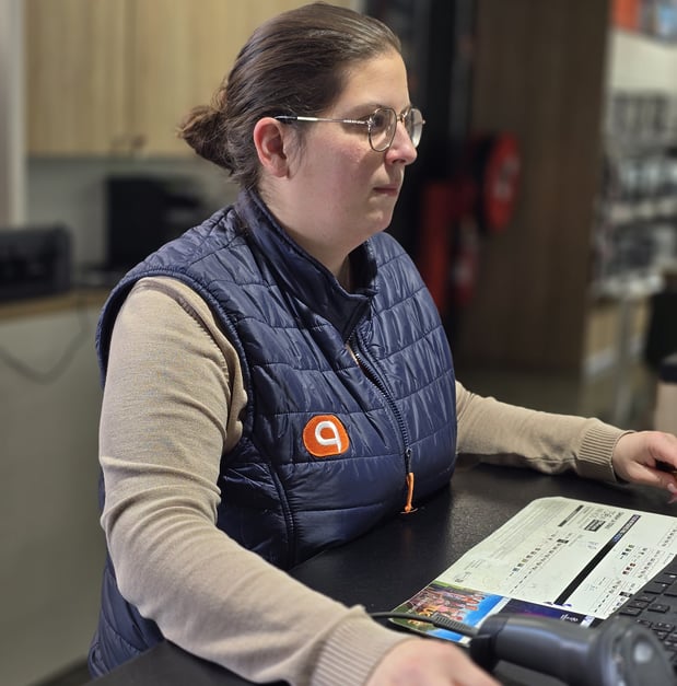 Aline, Conseillère service client
