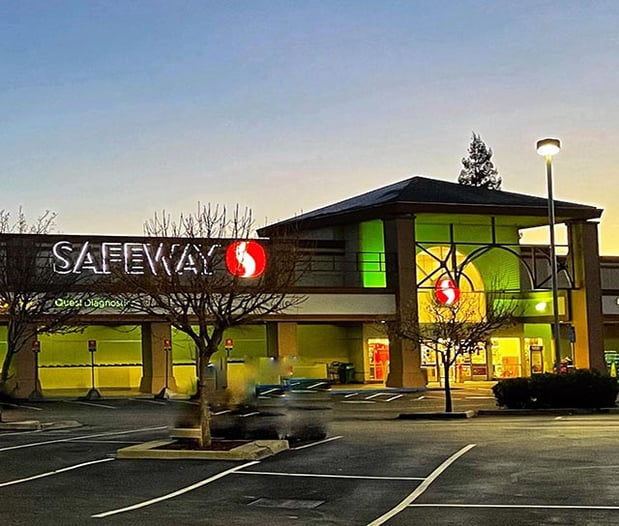 Safeway Store Front Picture - 785 E El Camino Real in Sunnyvale CA