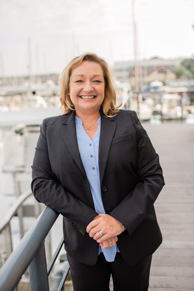 Carousel Associate Image