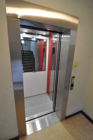 TECHLIFT Sàrl - Remplacement ascenseur Collombey