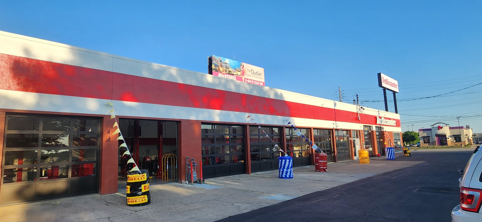 Tire Discounters St. Matthews tires, alignment, brakes, autoglass in Louisville, KY
