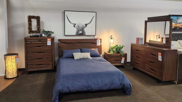 La Crosse - Onalaska Slumberland Furniture bedroom group