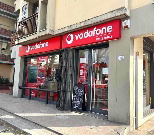Solo presso il tuo negozio di fiducia, Vodafone Viale Adua, potrai trovare assistenza, formazione del personale e vantaggi a te dedicati.
