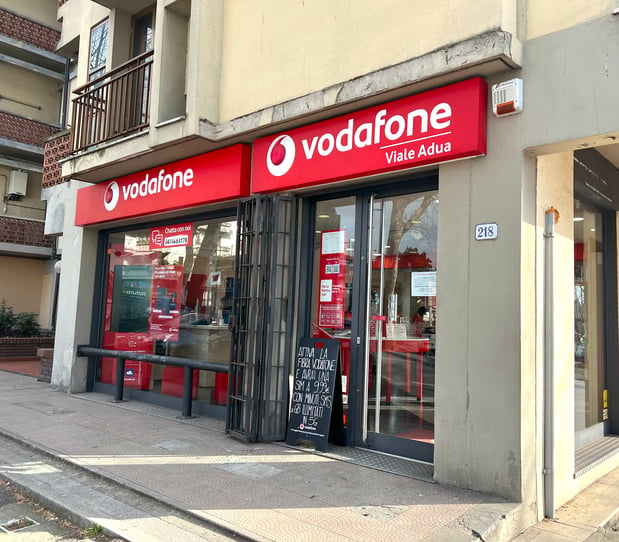 Solo presso il tuo negozio di fiducia, Vodafone Viale Adua, potrai trovare assistenza, formazione del personale e vantaggi a te dedicati.