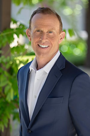 Photo of Jonathan Harris