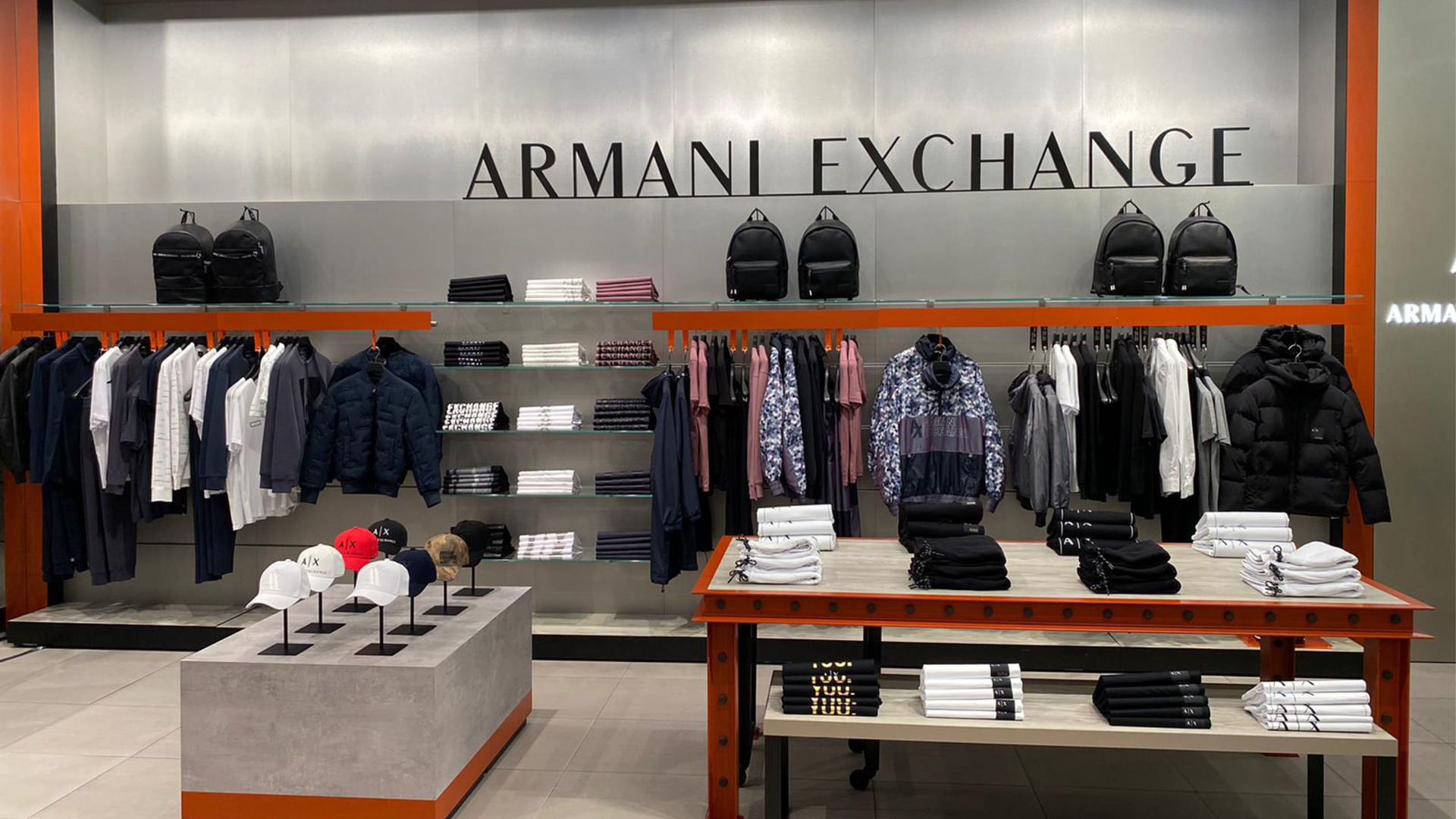 AX Armani Exchange Mall of Berlin in Berlin | Armani Exchange