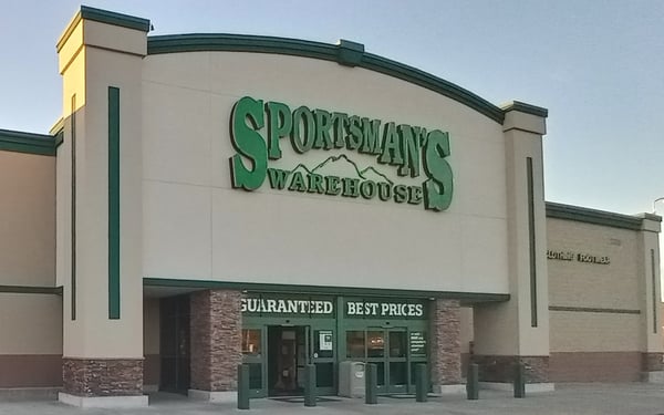 The front entrance of Sportsman's Warehouse in Eureka
