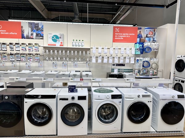 Espace lave linge magasin Boulanger Saint Etienne Villars