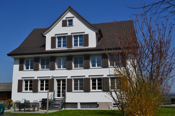 Bauernhaus - Fassadenrenovation mit Wärmedämmung