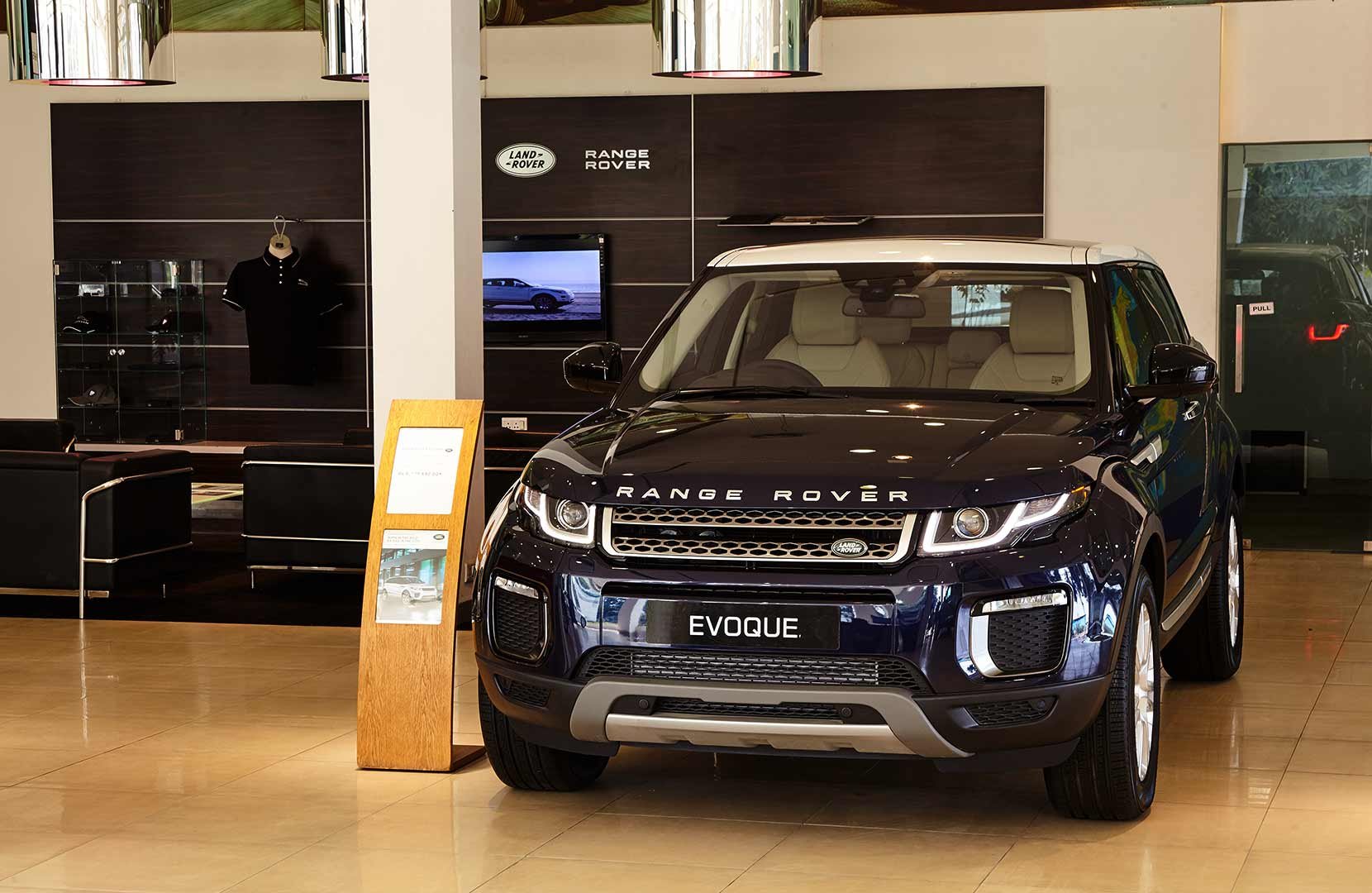 Range shop rover showroom