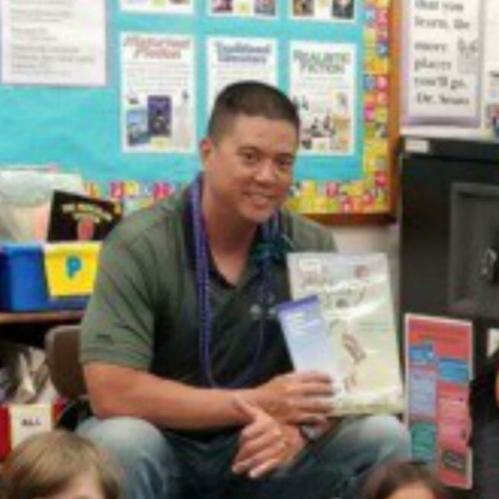 Kapolei Elementary School’s Career Read Aloud Day