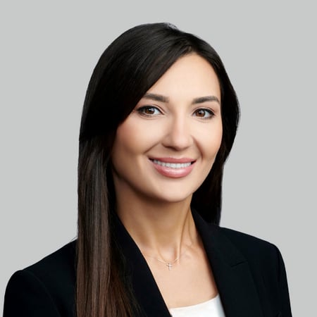 Irina Kibizova Advisor Headshot image