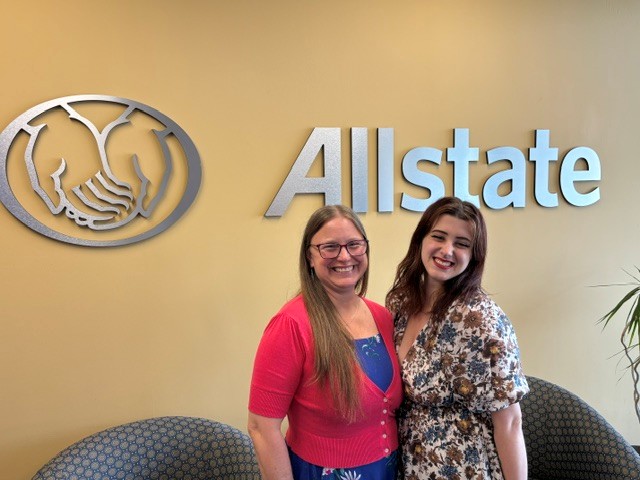 Congrats to Anastacia on her 1-year anniversary!  Congrats Liz on obtaining your license and binding authority!