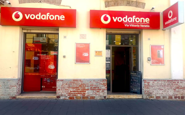 Vodafone Store | Via Vittorio Veneto