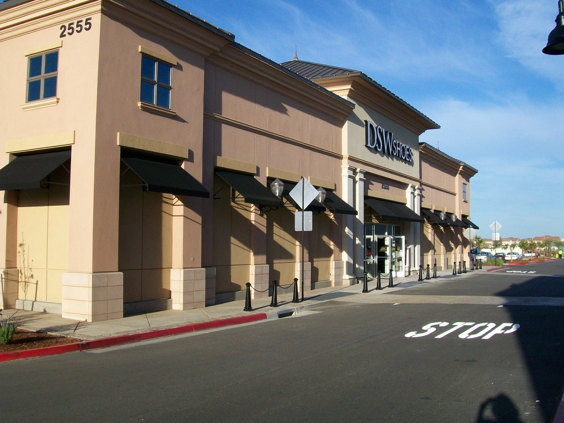 DSW Women's and Men's Shoe Store in Brentwood, CA