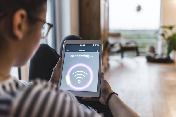 Women connecting to WiFi 360