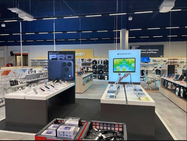 Table Apple du magasin boulanger st quentin fayet