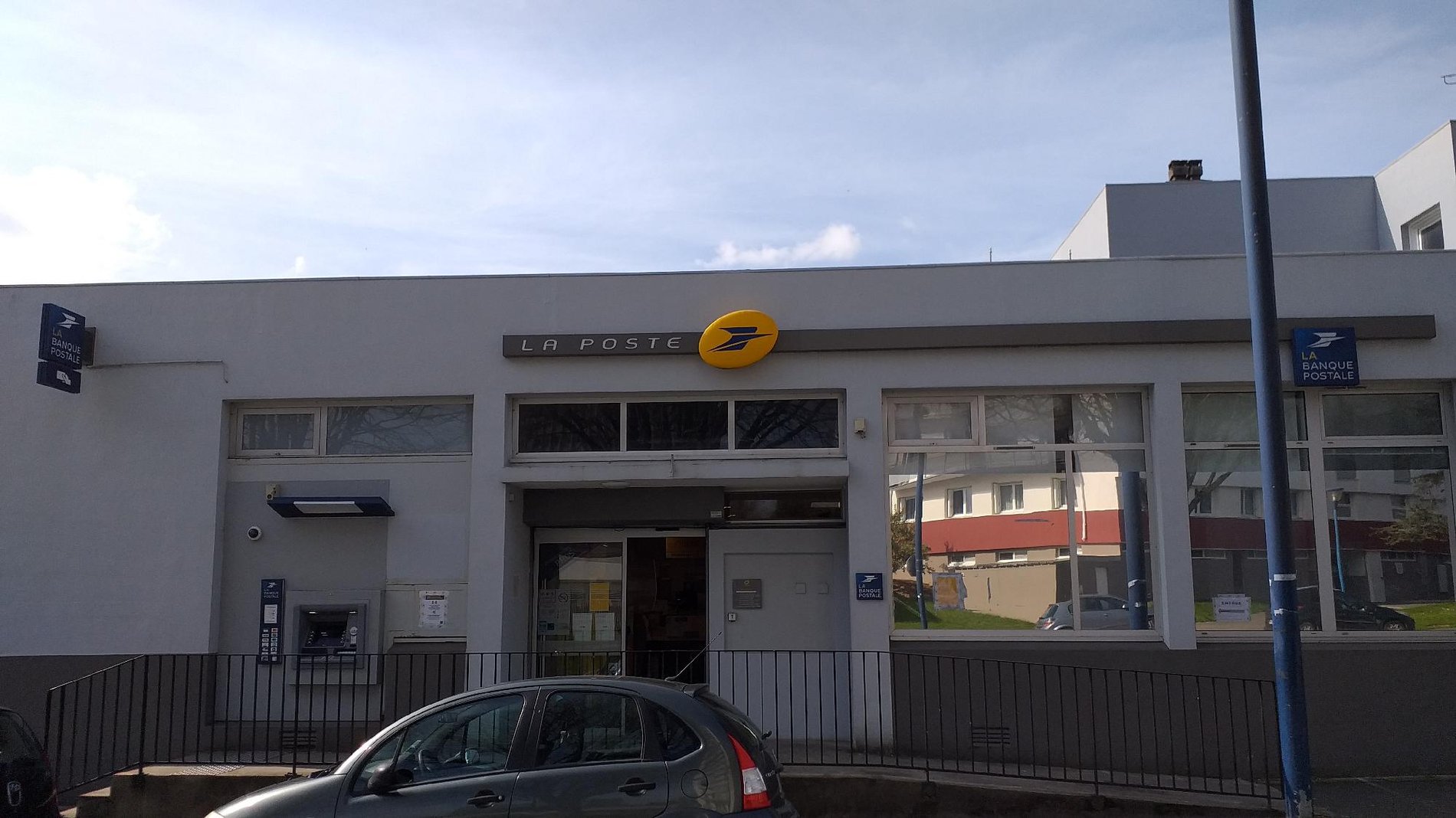 La Poste Brest Bellevue 29200 La Poste