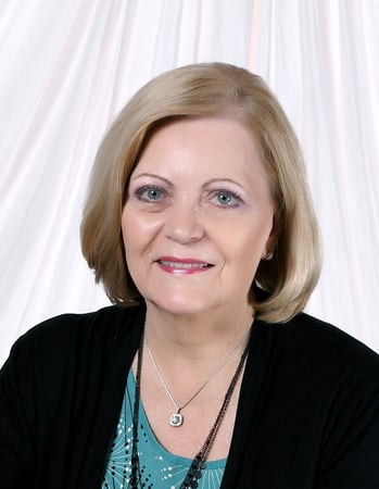 Photo of Lyn Houston