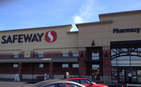 Safeway store front picture of 2825 W Kennewick Ave in Kennewick WA