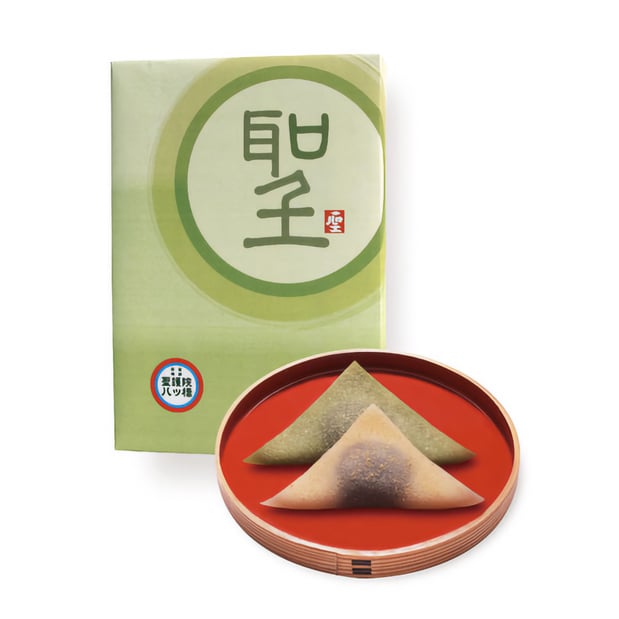 毎年開かれている表千家のお茶会で誕生したあん入り生八ッ橋「聖」