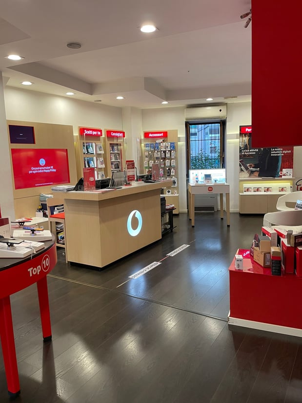 Vodafone Store | Borgo San Rocco