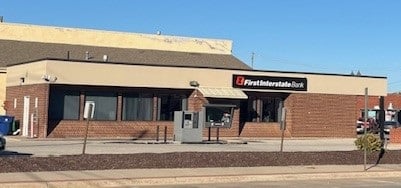Exterior image of First Interstate Bank in Crete, NE.