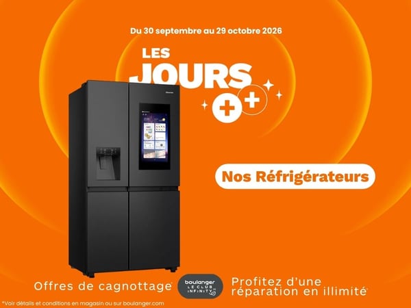 Visuel promotionnel Les Jours + chez Boulanger Nîmes présentant un réfrigérateur multi-portes connecté Hisense noir, avec offres de cagnottage et service Le Club Infinity.